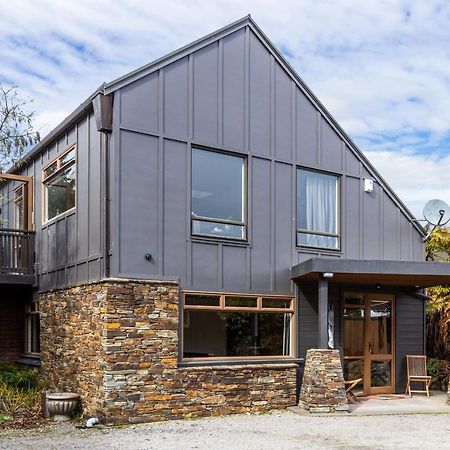Turangi Trout Lodge Buitenkant foto