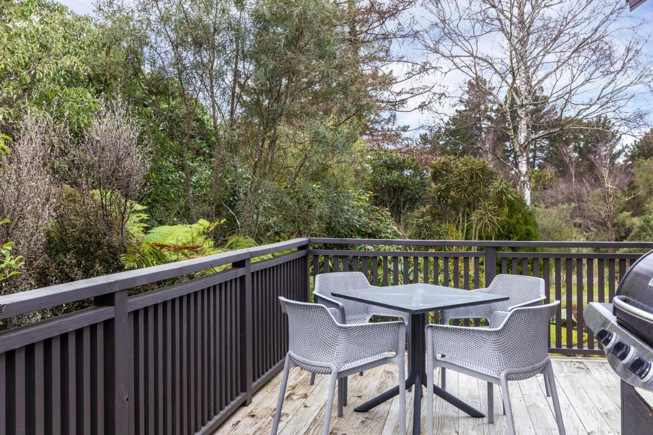 Turangi Trout Lodge Buitenkant foto