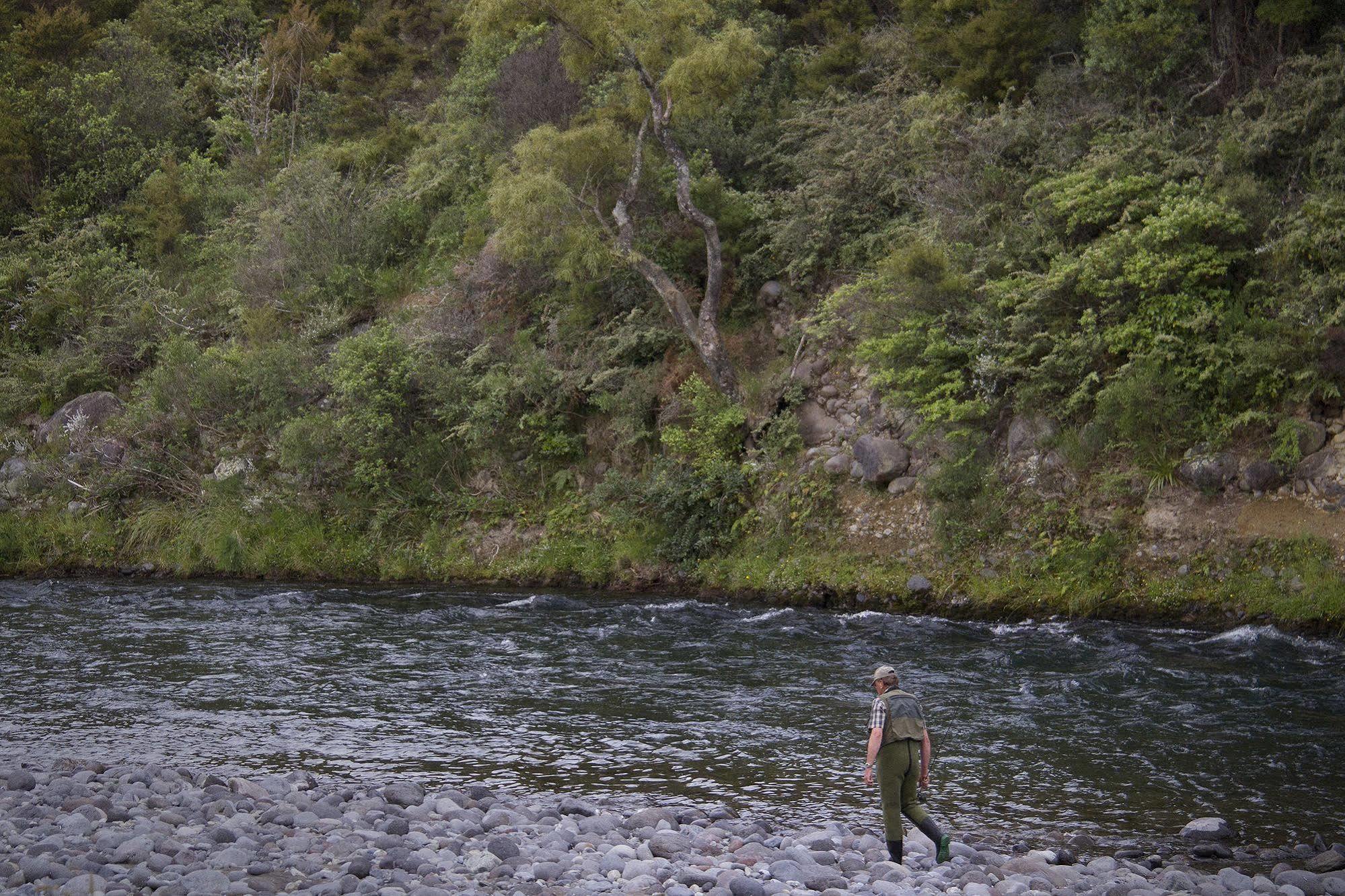 Turangi Trout Lodge Buitenkant foto